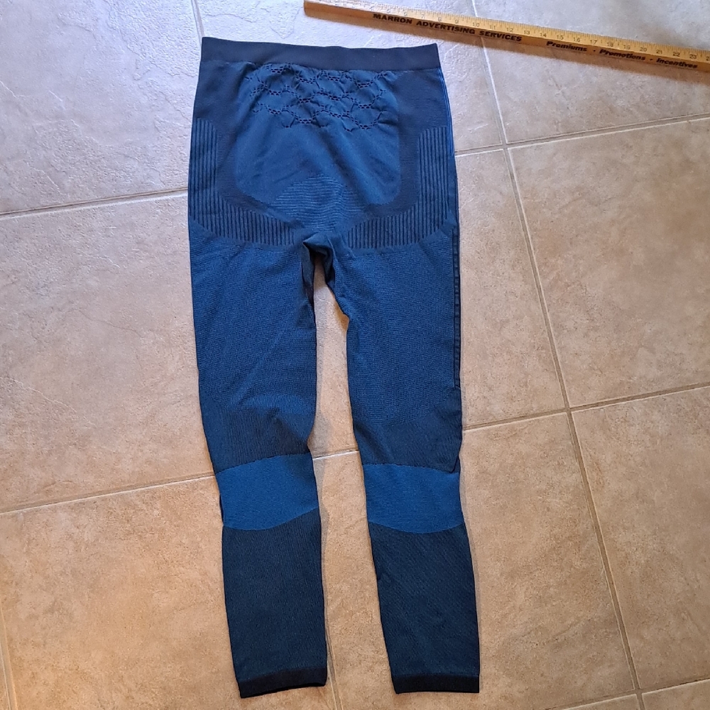 Uniqiebella.NWOT